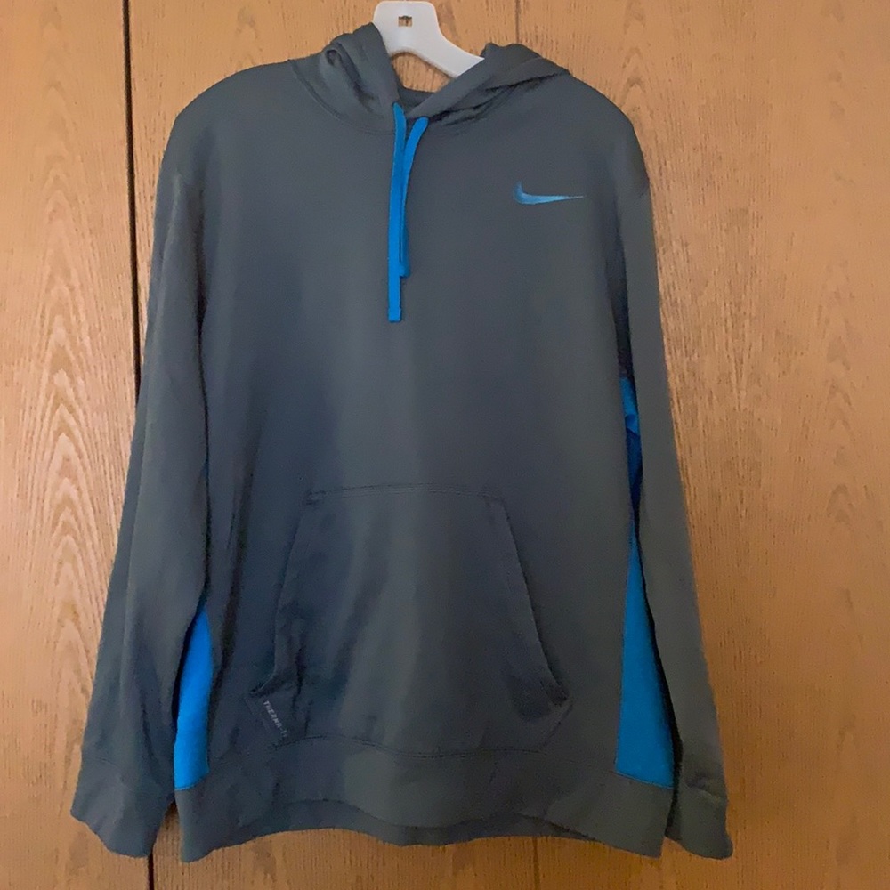 Nike Therma-Fit Hoodie